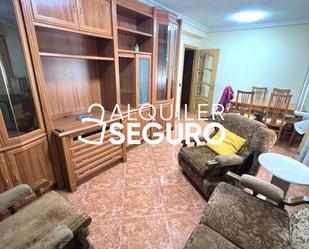 Living room of Flat to rent in  Madrid Capital  with Air Conditioner, Heating and Furnished