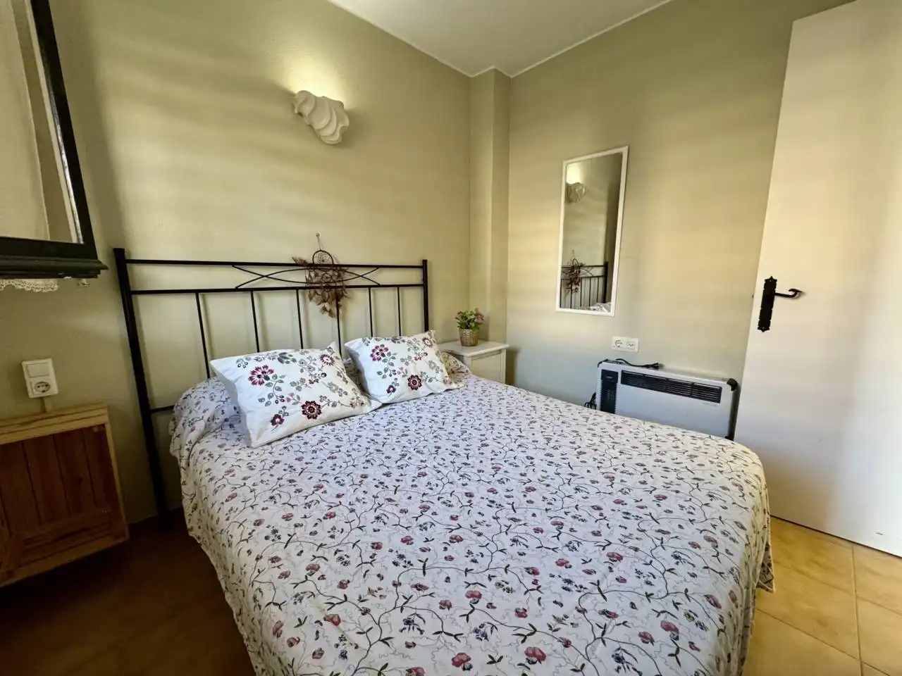 Habitación de Piso en venta en Palafrugell con Calefacción, Terraza y Amueblado