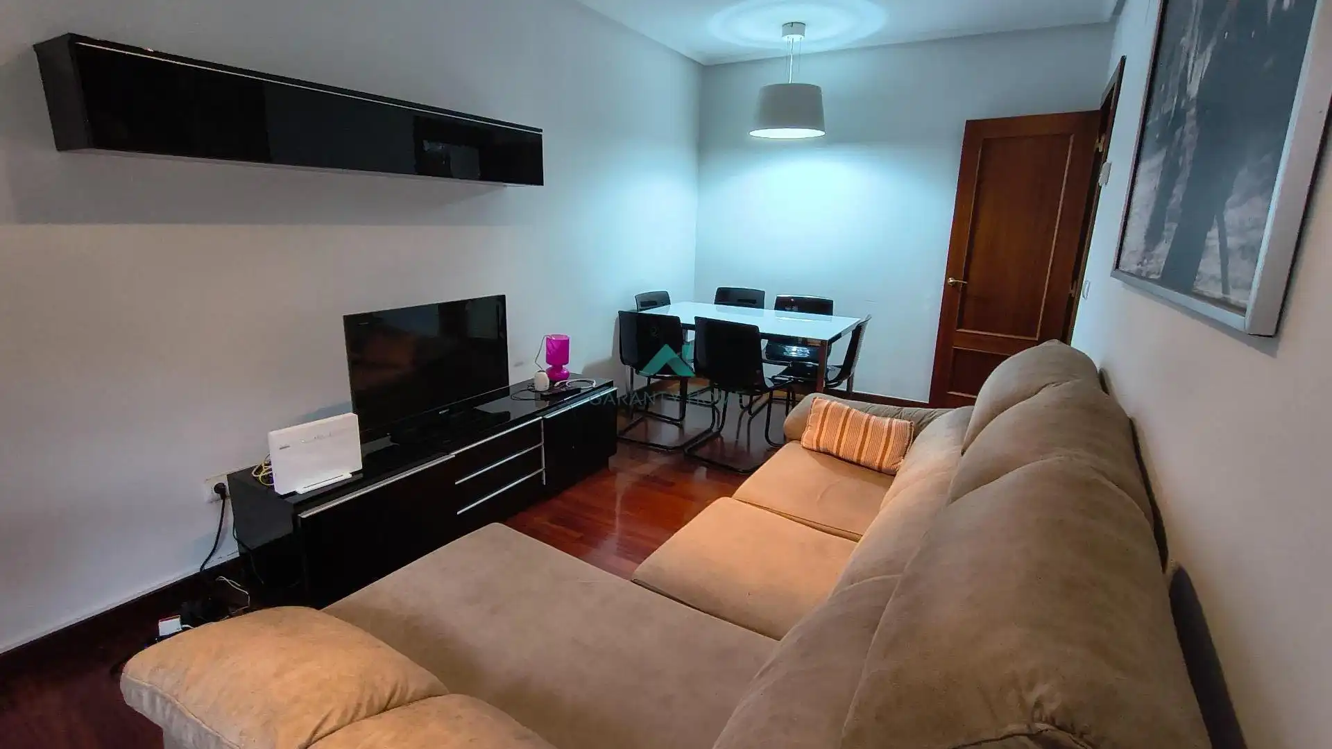 Sala de estar de Planta baja en venta en Ramales de la Victoria con Calefacción, Jardín privado y Terraza
