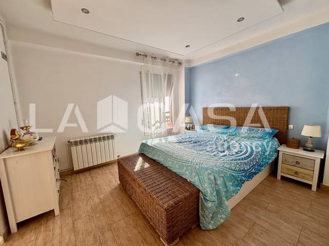 Piso en Venta en Carrer de Cantàbria en La Verneda i la Pau