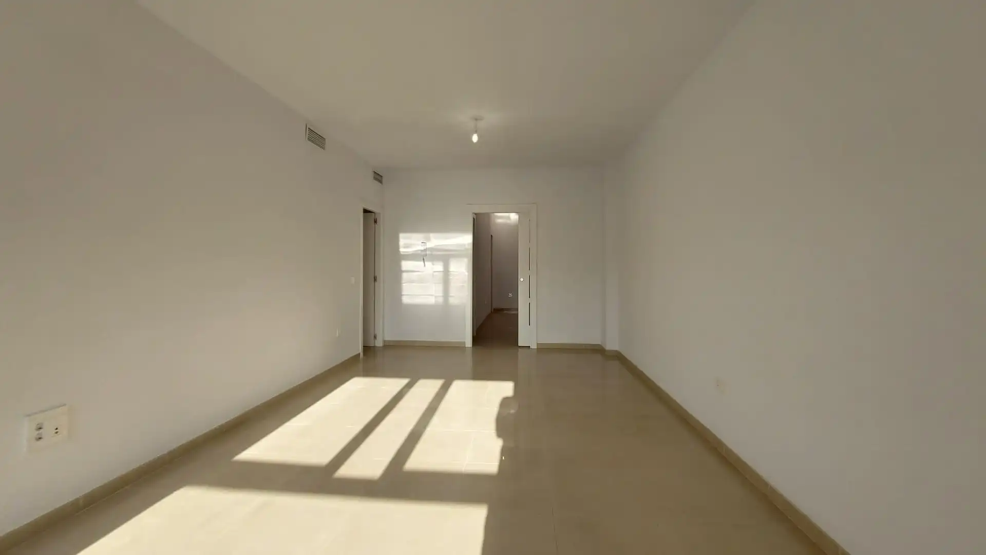 Casa adosada en venda en El Ejido amb Alarma