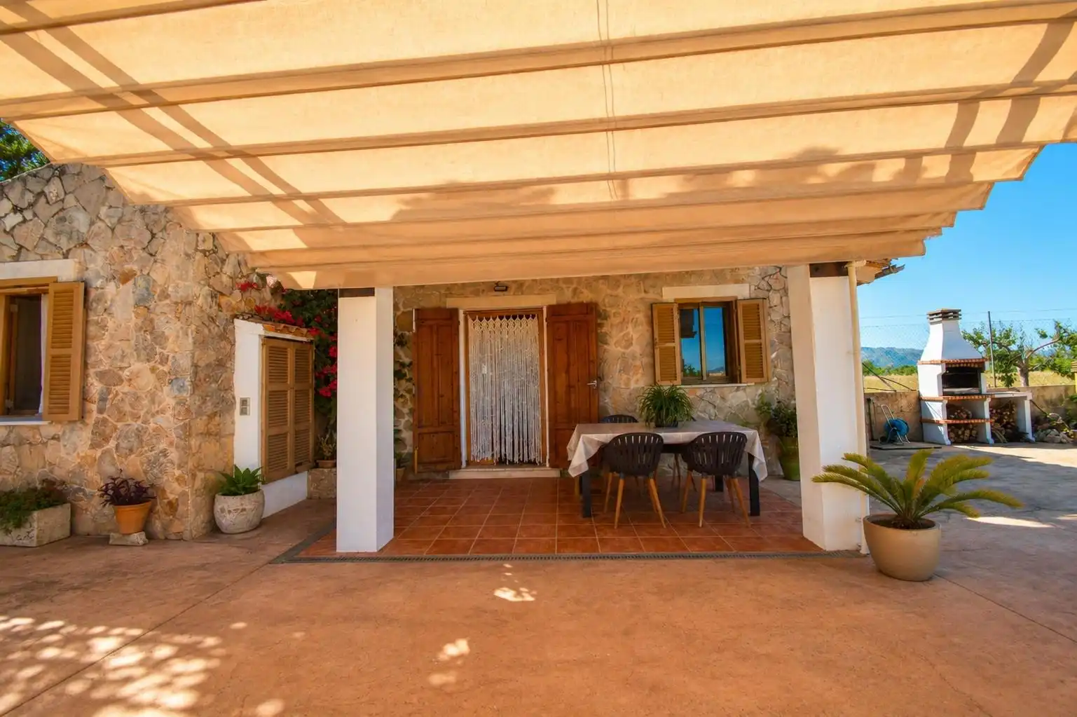Finca rústica de alquiler en Muro con Piscina