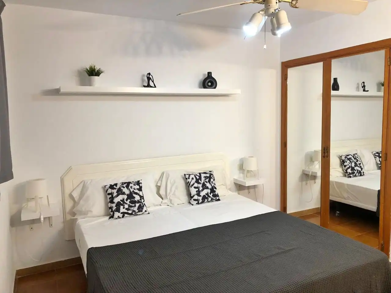 Bedroom of Flat for sale in Adeje  with Terrace and Furnished