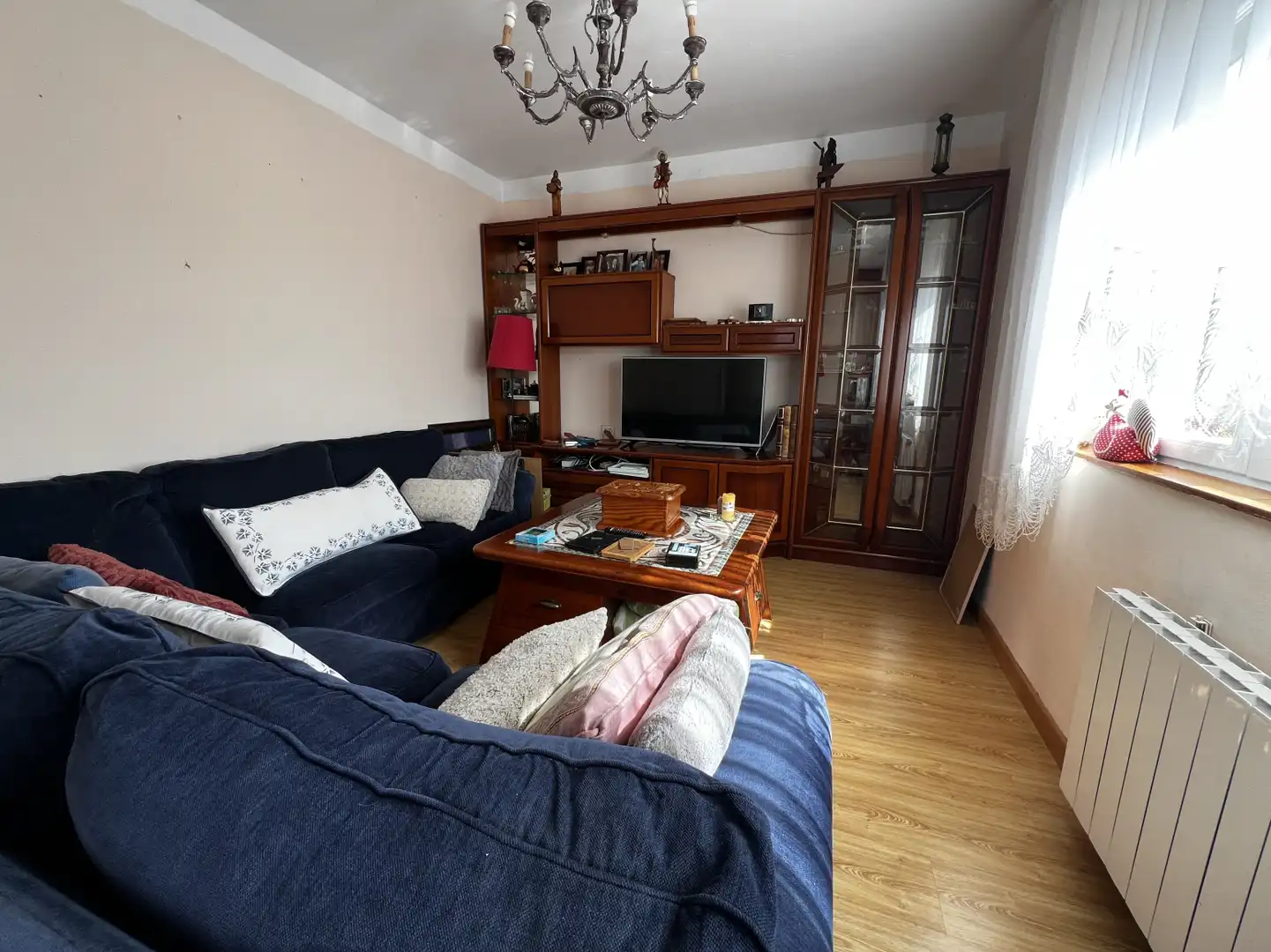 Sala de estar de Casa o chalet en venta en Polanco con Calefacción, Jardín privado y Parquet