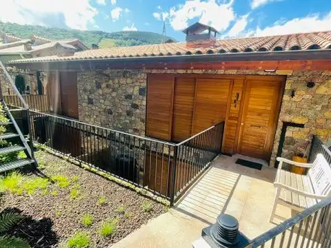 Apartment mit Garten zur Miete in Carrer Torrent de la Barruda 1