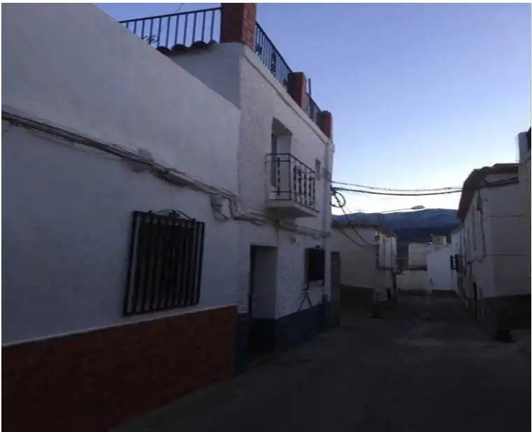 Vista exterior de Casa adosada en venda en Fiñana