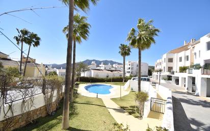 Vista exterior de Pis en venda en Alhaurín El Grande amb Terrassa