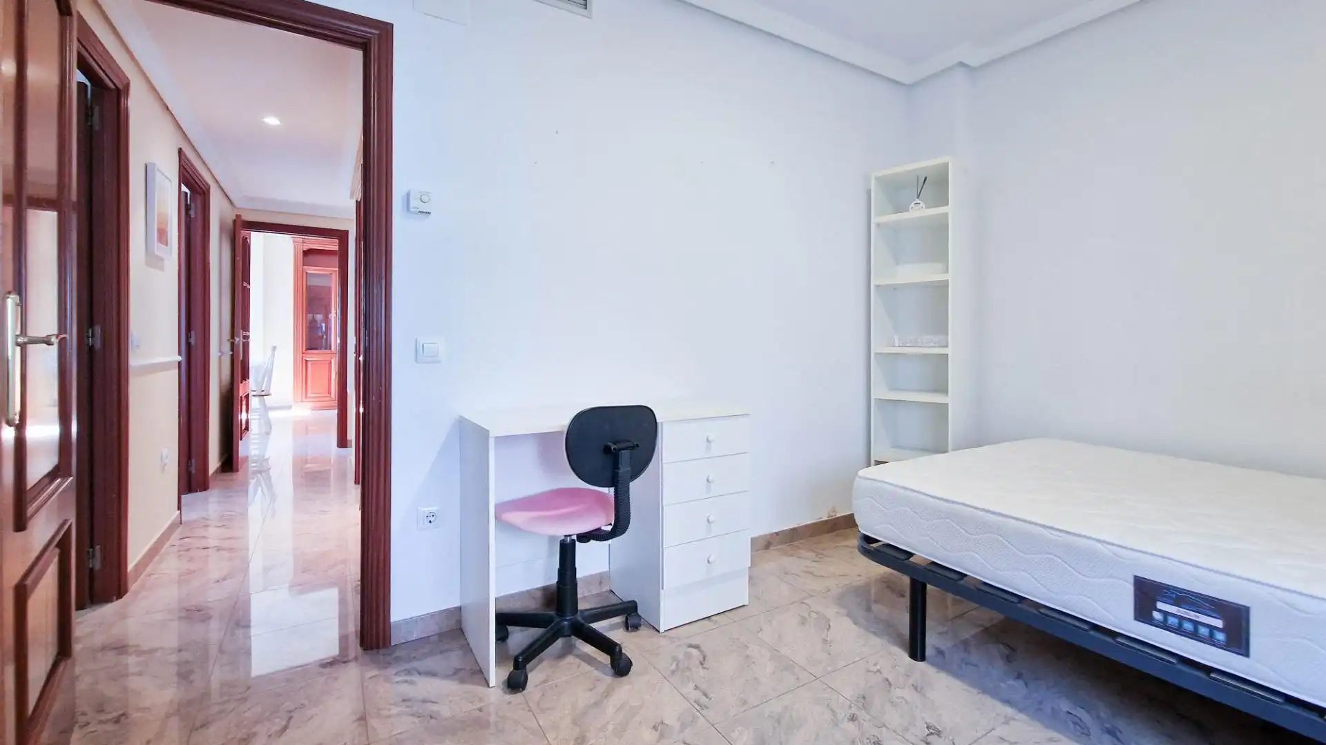 Bedroom of Flat for rent in Badajoz