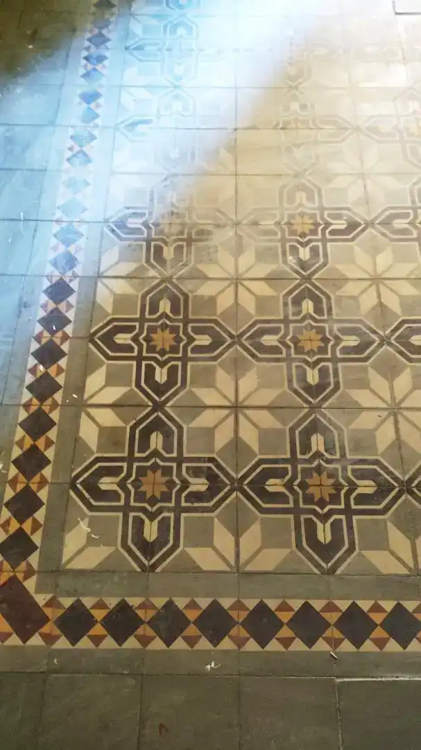 Casa adosada en venda en Yecla amb Balcó