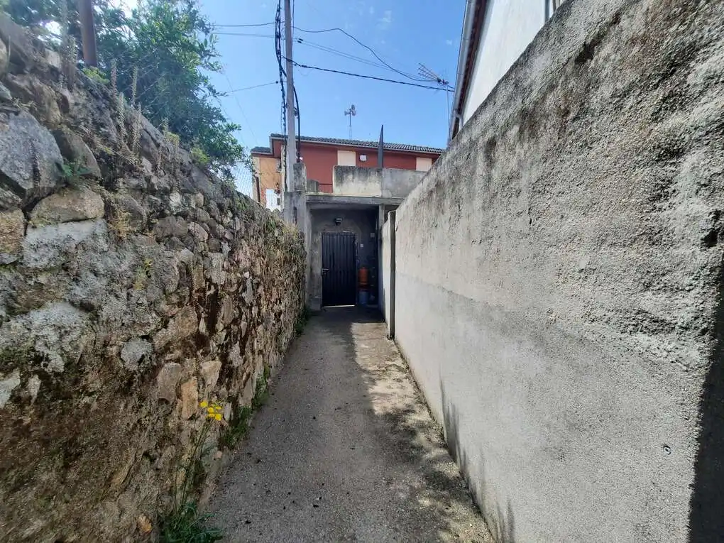 Vista exterior de Casa o chalet en venta en Nuño Gómez con Aire acondicionado y Calefacción