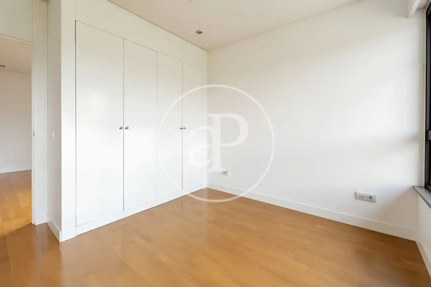 Schlafzimmer von Wohnung zur Miete in Madrid mit Klimaanlage, Heizung und Abstellraum