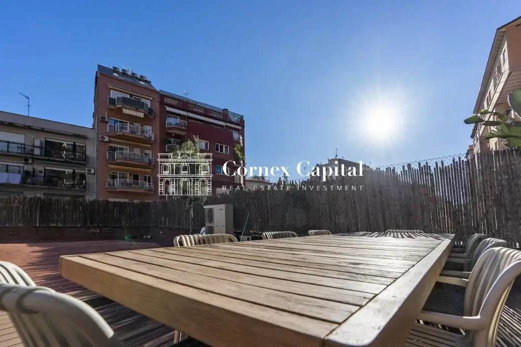 Terraza de Piso en venta en Barcelona con Aire acondicionado, Terraza y Trastero