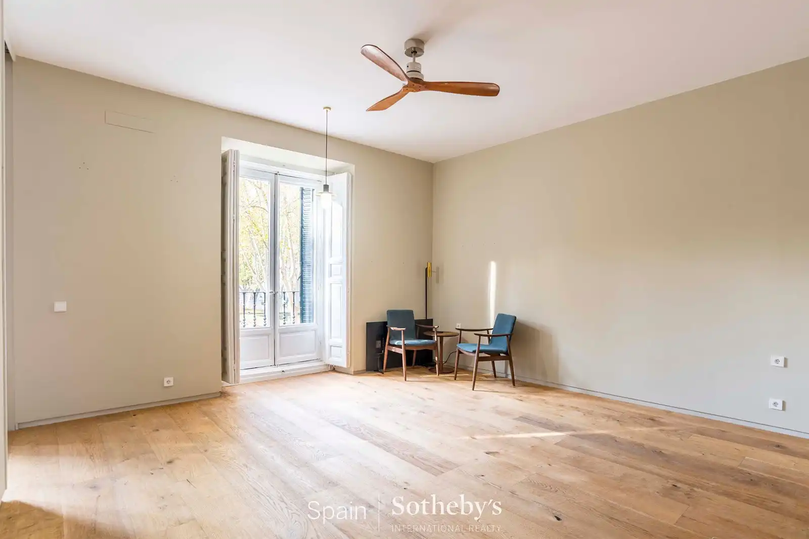 Apartments for sale in Calle de Lepanto, Palacio