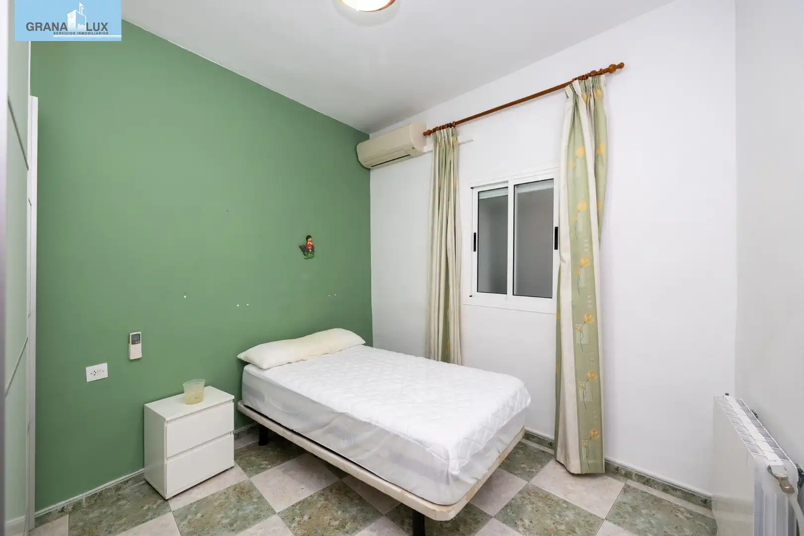 Dormitori de Casa adosada en venda en Moraleda de Zafayona amb Aire condicionat, Calefacció i Terrassa