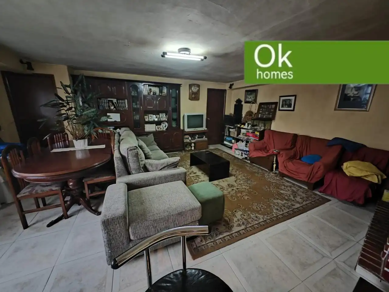Detached homes for sale in Curtis  with Private garden, Swimming Pool and Furnished