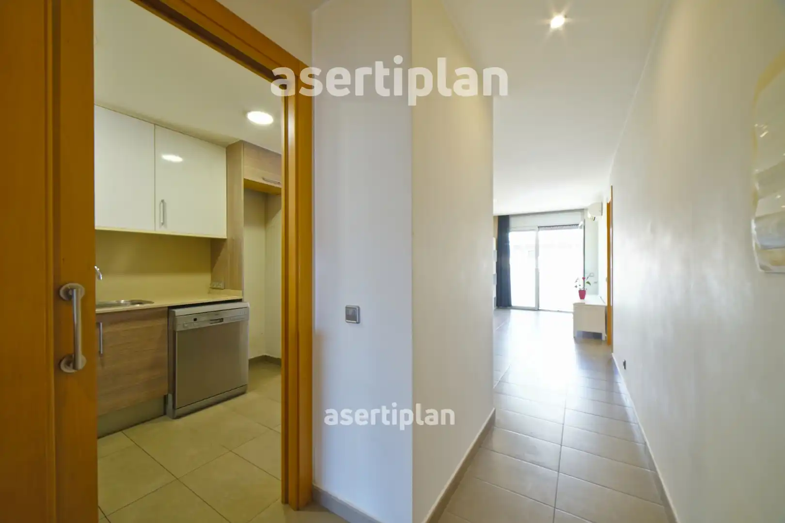 Wohnung zur Miete in Camí Ral de la Mercè, Centre