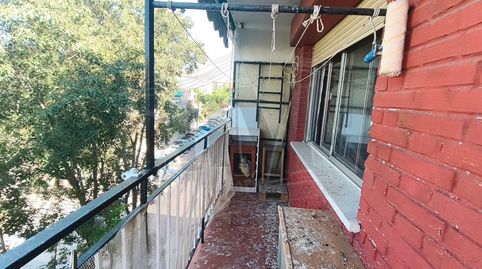 Foto 5 de Piso en venta en Calle de Villajoyosa, 83, Los Rosales, Madrid Capital
