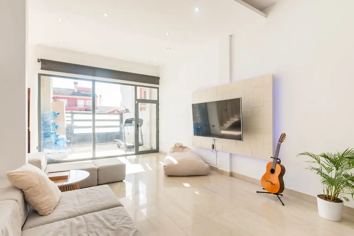 Chalet con terraza en venta en Av. Cañada Real, imagen 8