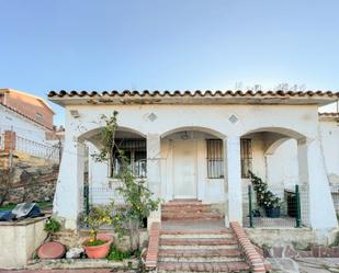 Vista exterior de Casa o xalet en venda en Montornès del Vallès amb Calefacció, Jardí privat i Parquet