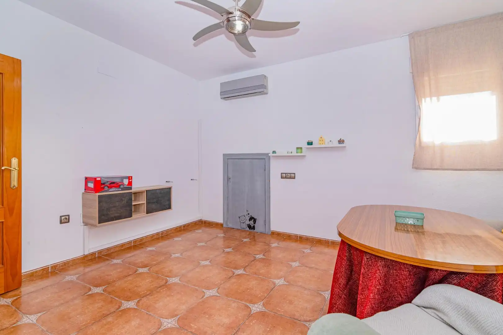 Houses for sale in Cúllar Vega, Granada