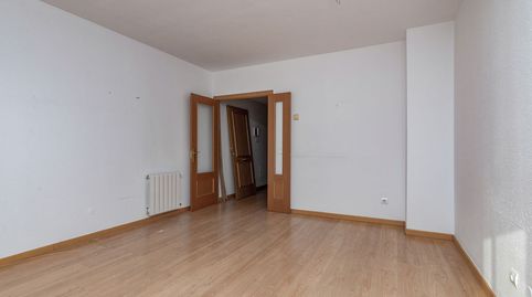 Foto 3 de Piso en venta en C/ Nicolás Fuster - Res. Princesa de Éboli -, San José - Buenos Aires, Pinto