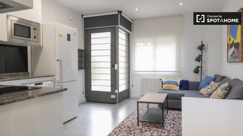 Foto 5 de Piso de alquiler en San Juan Bautista, Madrid