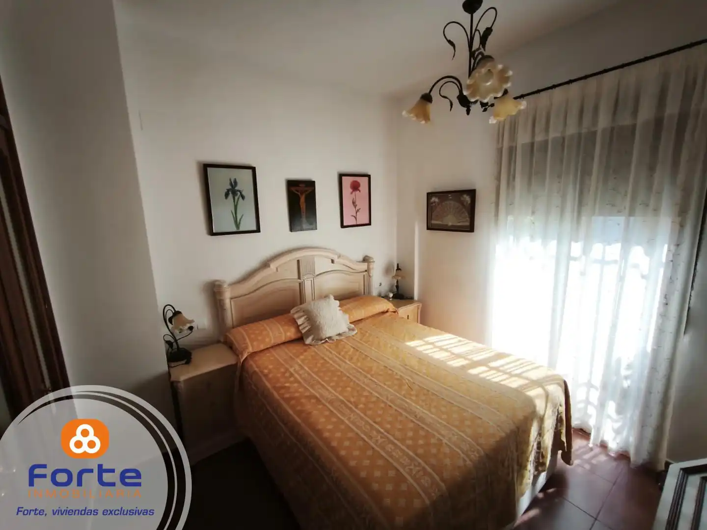 Bedroom of Houses for sale in Córdoba  with Air Conditioner, Heating and Furnished