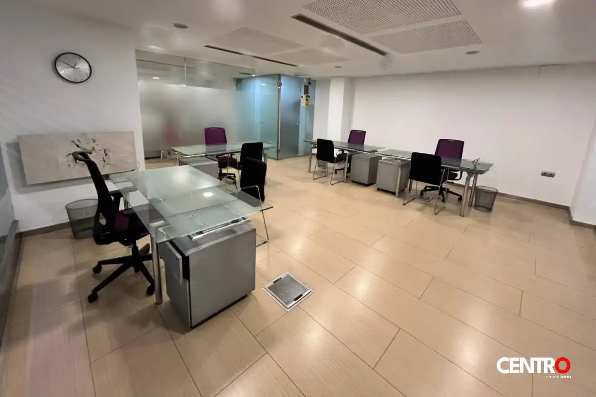 Piso con ascensor en venta en San Antón, imagen 3