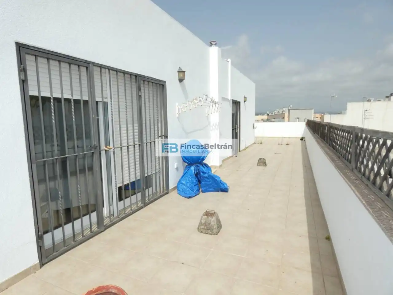 Vista exterior de Dúplex en venda en Benicarló amb Aire condicionat, Terrassa i Moblat