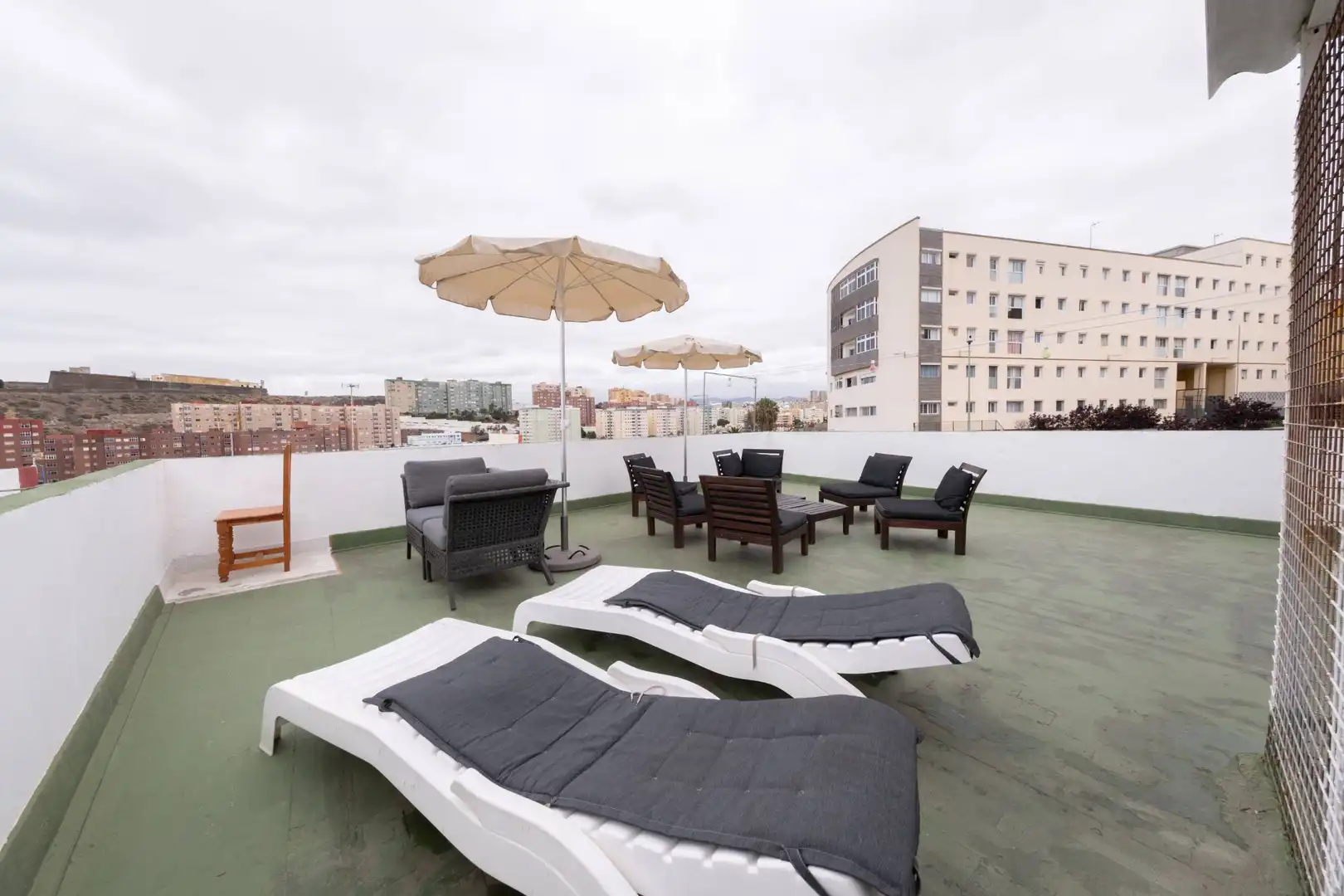 Casa o chalet de alquiler en Calle GLORIA, 5, Schamann - Rehoyas