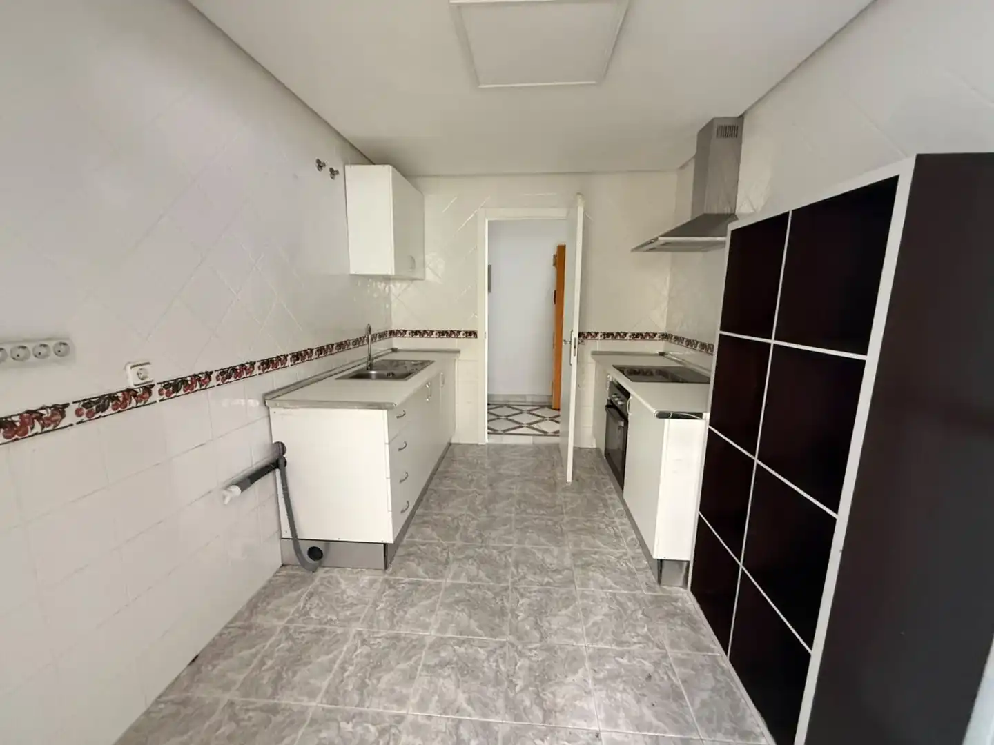 Cocina de Dúplex en venta en Marbella con Calefacción, Terraza y Piscina comunitaria