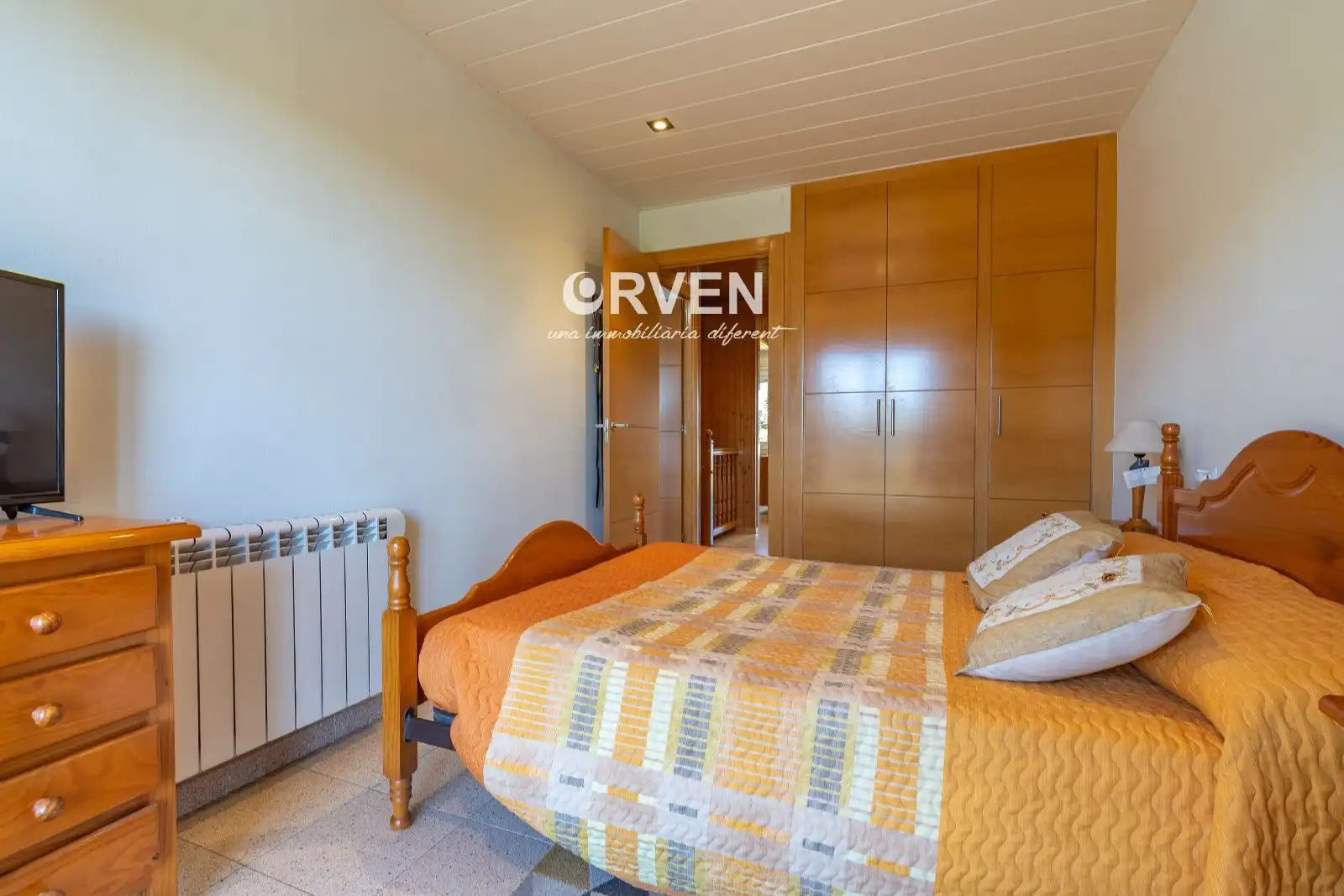 Schlafzimmer von Einfamilien-Reihenhaus zum Verkauf in Tarragona mit Klimaanlage, Heizung und Terrasse