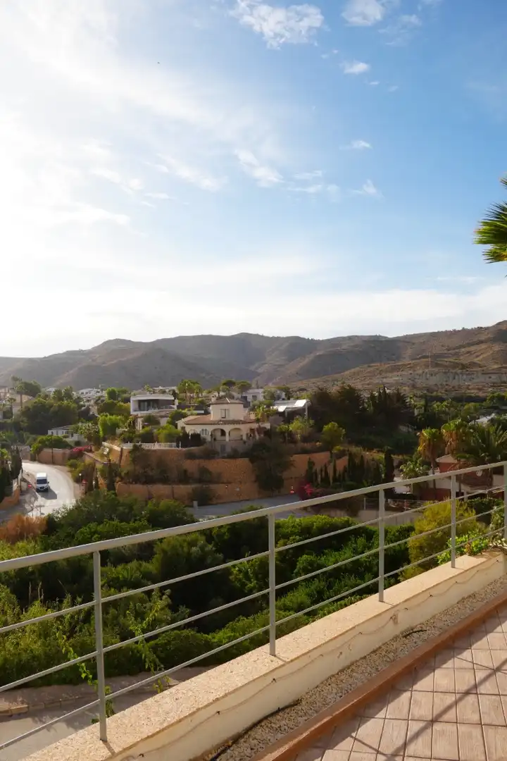 Vista exterior de Casa o chalet de alquiler en El Campello con Aire acondicionado, Calefacción y Terraza