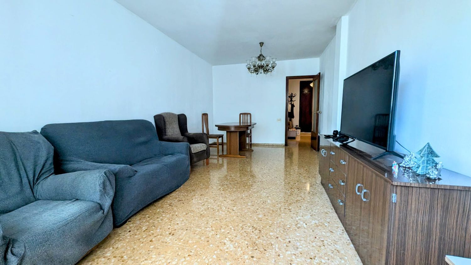 Sala d'estar de Pis en venda en Castellón de la Plana / Castelló de la Plana amb Terrassa i Balcó