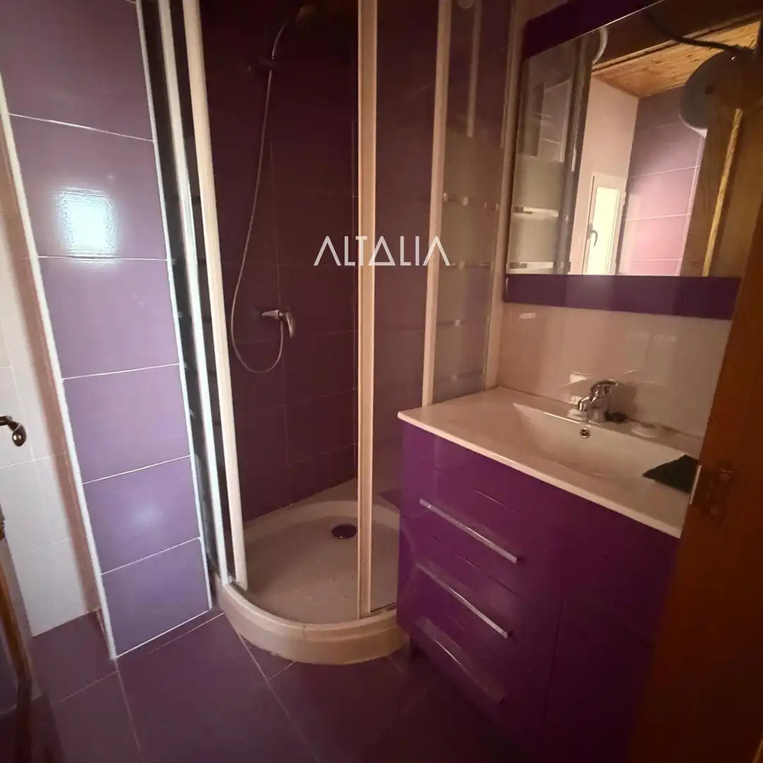 Bany de Casa o xalet en venda en Cuenca amb Terrassa