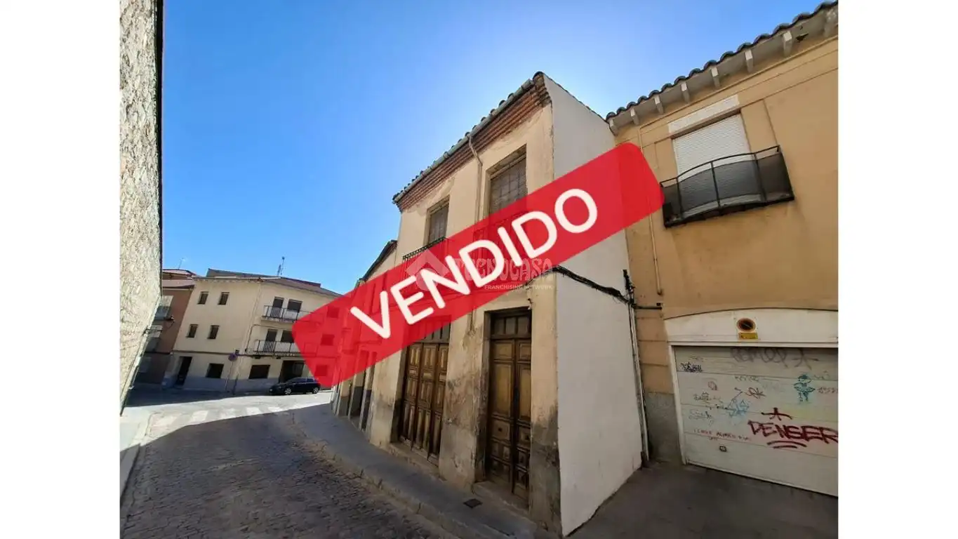 Vista exterior de Casa adosada en venta en Sur