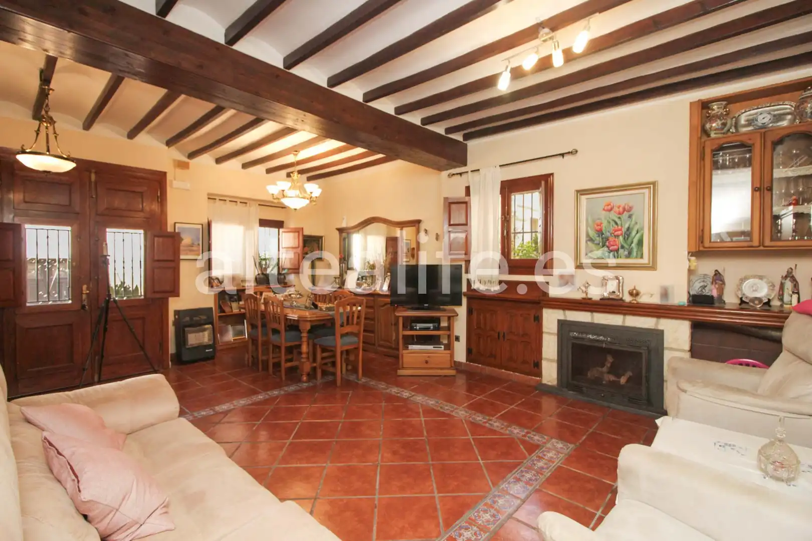 Sala d'estar de Finca rústica en venda en Polop amb Aire condicionat, Calefacció i Terrassa