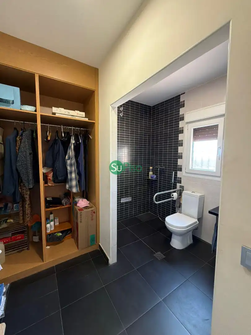 Chalet con jardín en venta en Calle Portugal 2, imagen 27