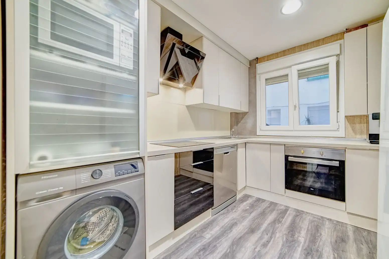 Cocina de Piso en venta en  Pamplona / Iruña con Calefacción, Jardín privado y Parquet