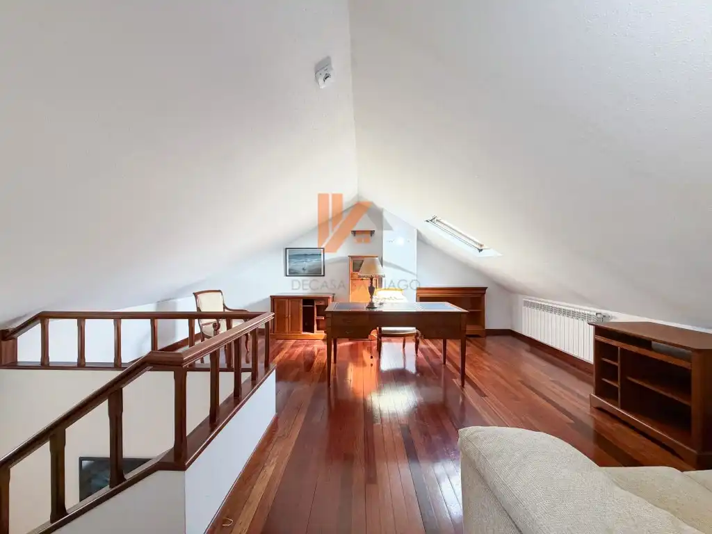 Living room of Detached homes for sale in Santiago de Compostela   with Heating, Private garden and Terrace