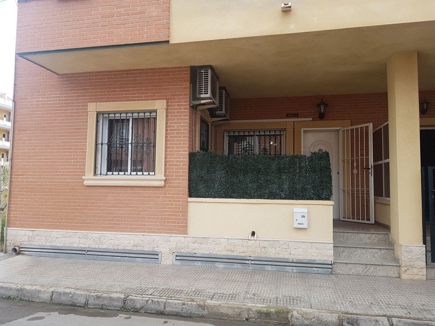 Planta baixa en venda a Almoradí