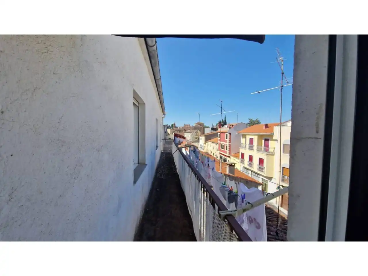 Vista exterior de Pis en venda en Ciudad Rodrigo amb Terrassa, Moblat i Balcó