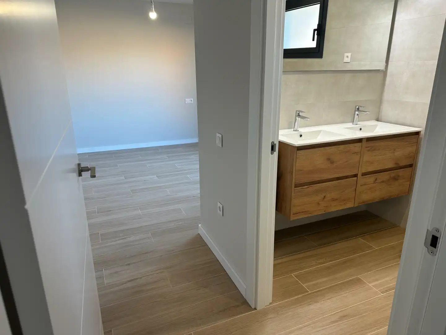 Bathroom of Detached homes for sale in Balaguer  with Air Conditioner, Heating and Private garden