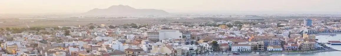 Vista exterior de Casa o chalet en venta en L'Hospitalet de Llobregat