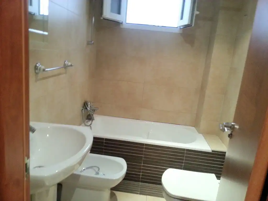 Baño de Piso en venta en La Nucia con Aire acondicionado, Calefacción y Amueblado