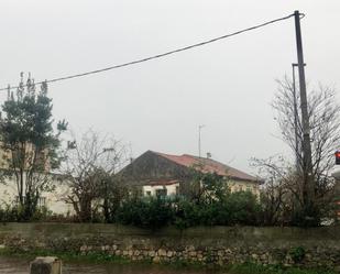 Vista exterior de Casa adosada en venda en Santander amb Jardí privat, Terrassa i Balcó