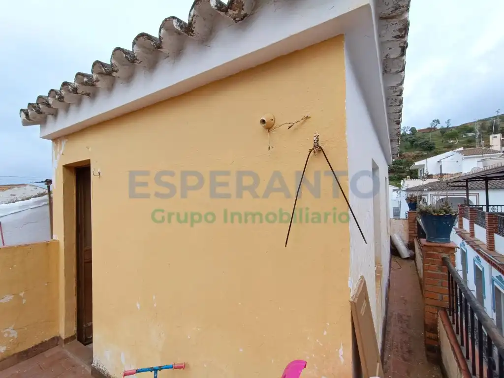 Vista exterior de Casa o chalet en venta en Guaro con Terraza