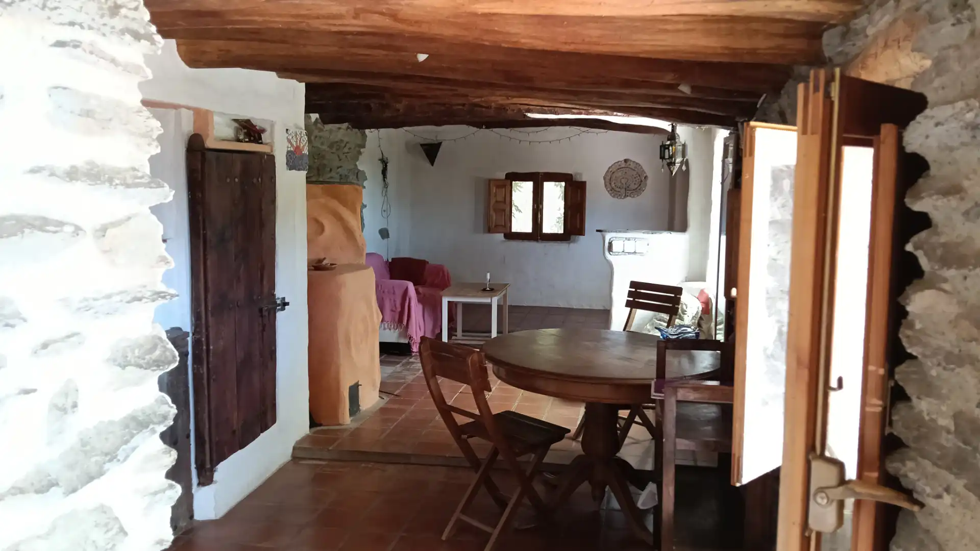 Menjador de Finca rústica en venda en Alpujarra de la Sierra amb Calefacció, Jardí privat i Moblat