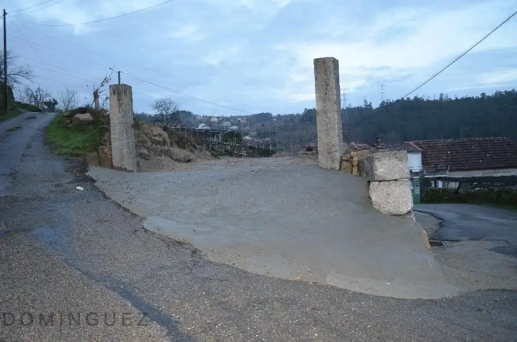 Lands and plots for sale in Mondariz