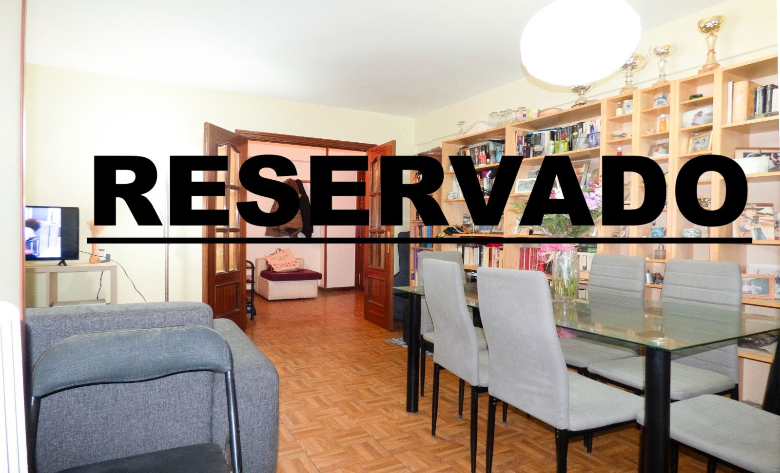 Piso en venta en Móstoles con Terraza, Balcón y Piscina comunitaria